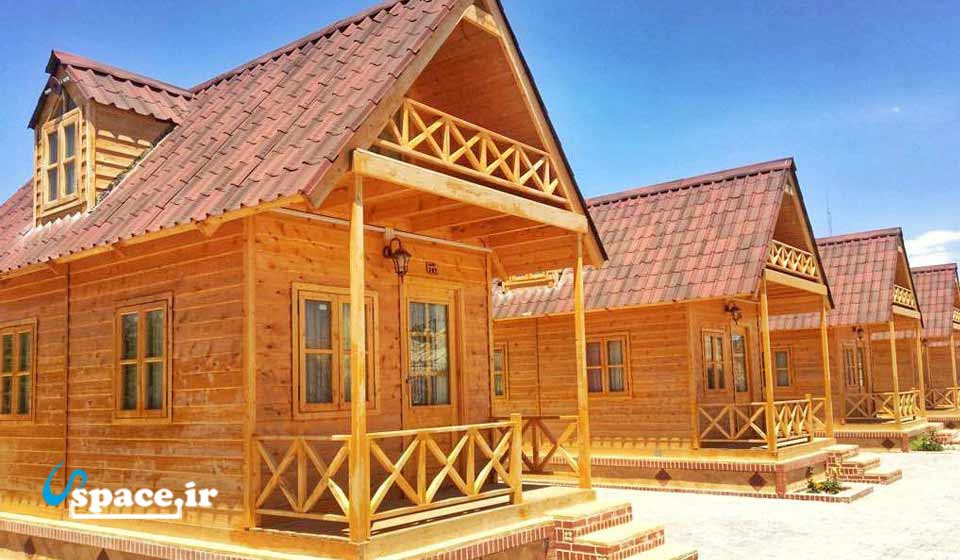 کلبه های چوبی هتل سنتی عماد نظام - فردوس - خراسان جنوبی